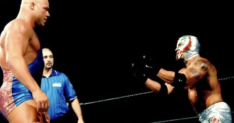 Four of the Blue brand’s brightest Superstars of the time, producing a tag team clinic that’s still revered over today